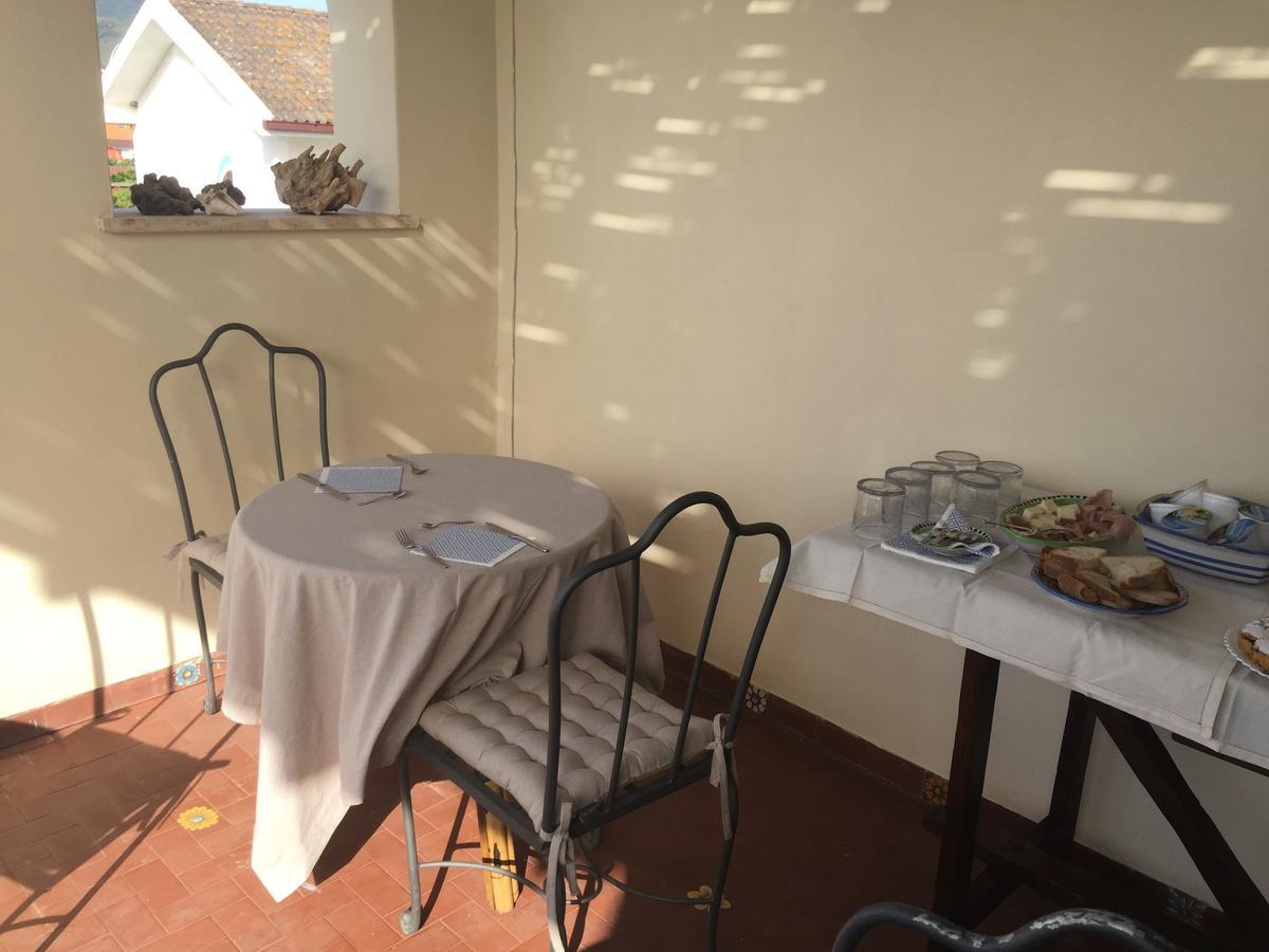 Nel Sole Di Daniel Bed & Breakfast San Felice Circeo Exterior foto