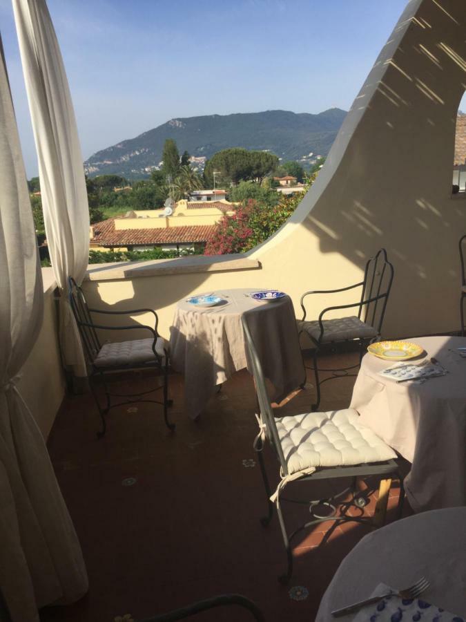 Nel Sole Di Daniel Bed & Breakfast San Felice Circeo Exterior foto